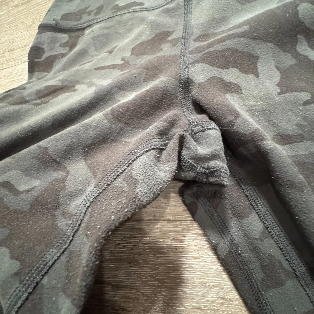 Lululemon Leggings Womens 8 Gray Camo Align HR Pant Active Gym Yoga LW5BSZS